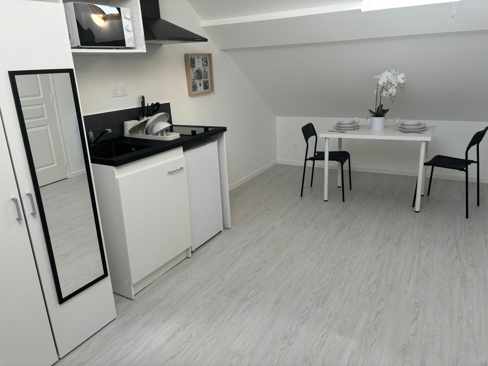 Le Peronne-5 Apartment Cambrai Exterior foto